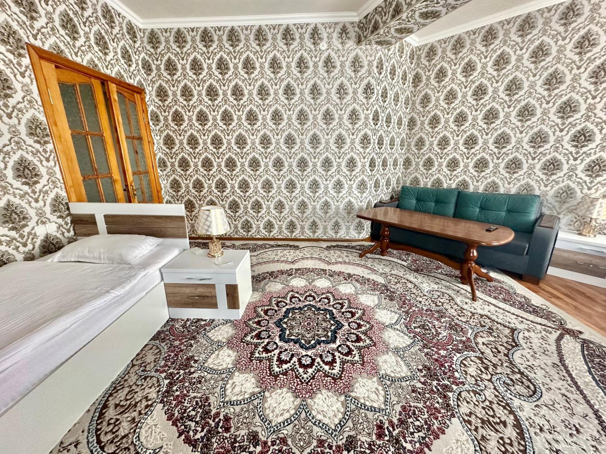 Comfort Inn Samarkand Exteriör bild