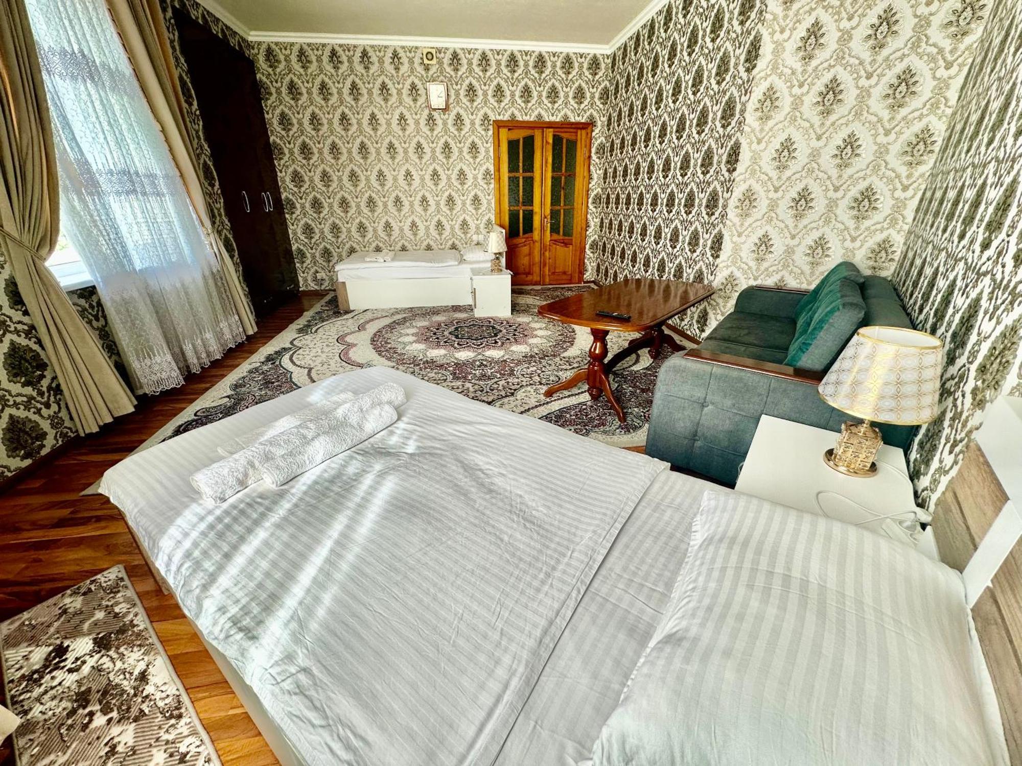 Comfort Inn Samarkand Exteriör bild