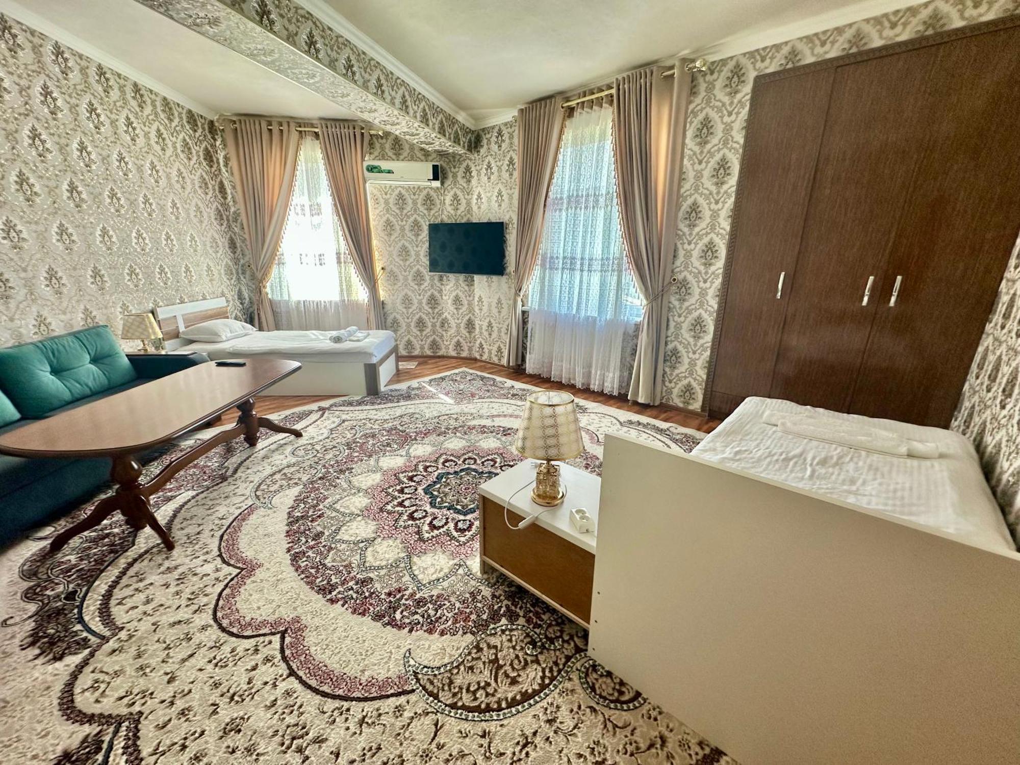 Comfort Inn Samarkand Exteriör bild